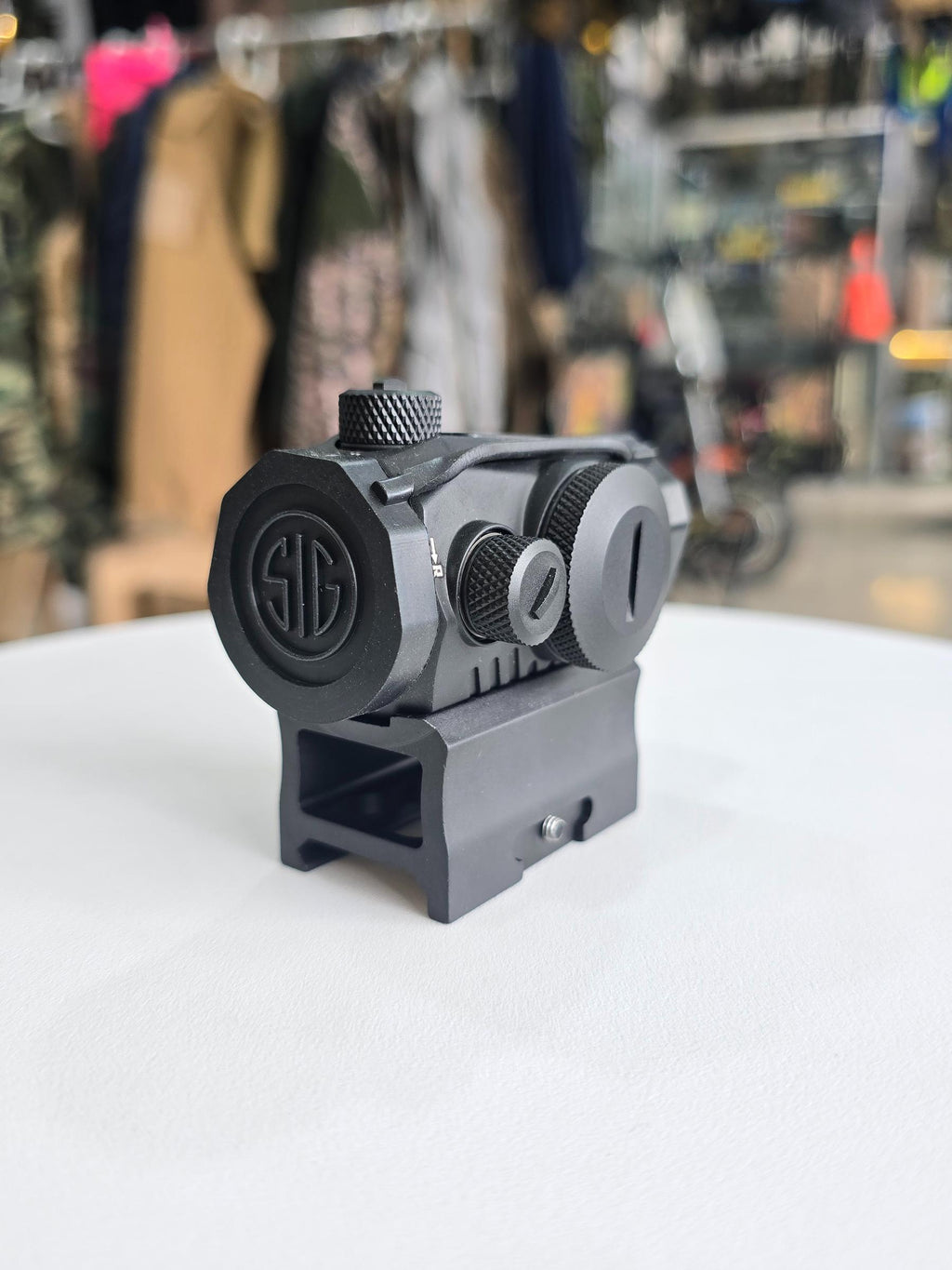 SIG SAUER ROMEO5 1x20mm Red Dot Sight | Red Dot For Air Gun - khan American Tools