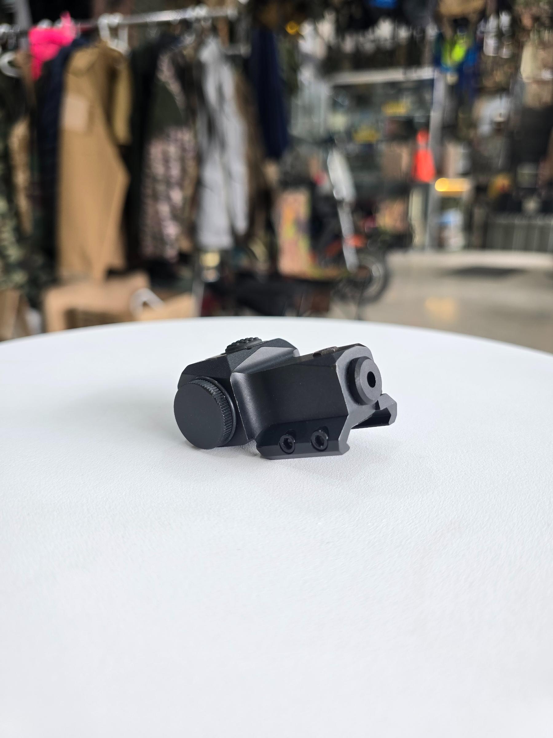 Laser Lancer Tactical Single Button Green Laser - khan American Tools