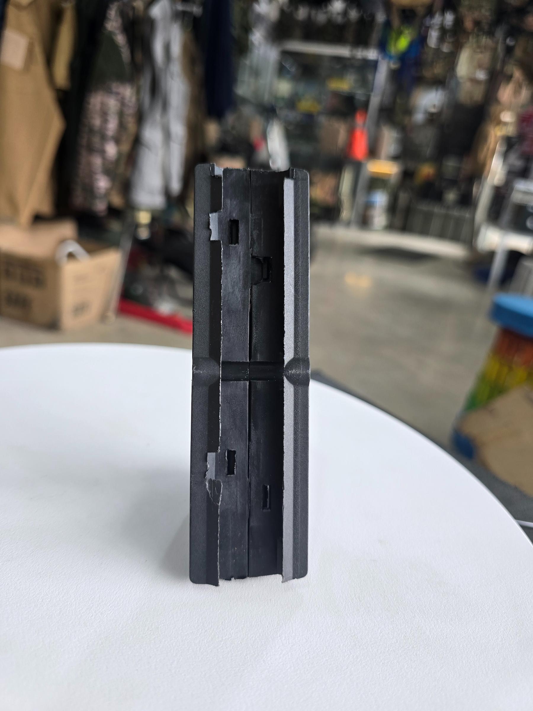 Tactical Compact Foregrip Handle Foldable Grip for M4 M16 - khan American Tools